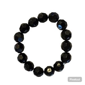 Black acrylic beads bracelet